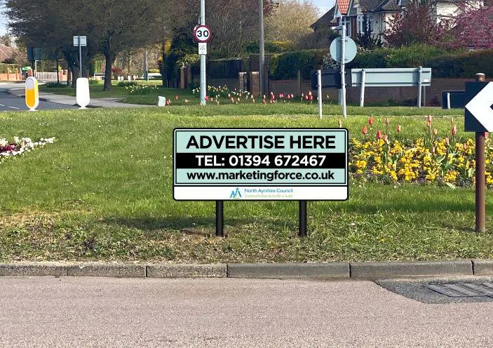 Roundabout Advertising Examples Advertising on roundabouts