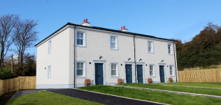 Terraced properties at Montgomerie View, Seamill